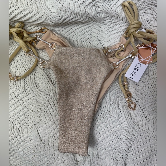 BIKINI CRUSH SWIMWEAR
HERA LUXE COLLECTION - Picture 3 of 11